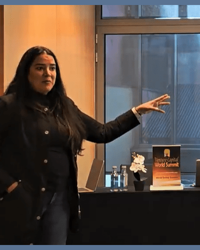 Dr. Lindsay Ruiz Venture Capital World Summit Dr. Lindsay Ruiz Venture Capital World Summit